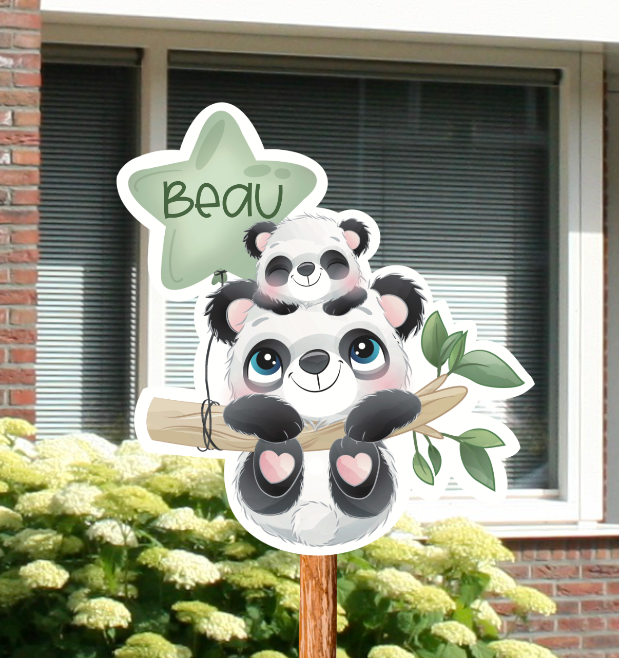 Geboortebord voor in de tuin van een panda met babypanda. Gepersonaliseerd met naam.