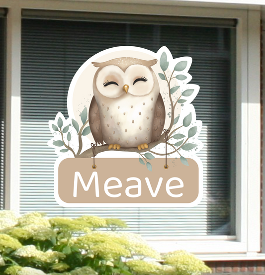 Geboortesticker van een uil, met naam.