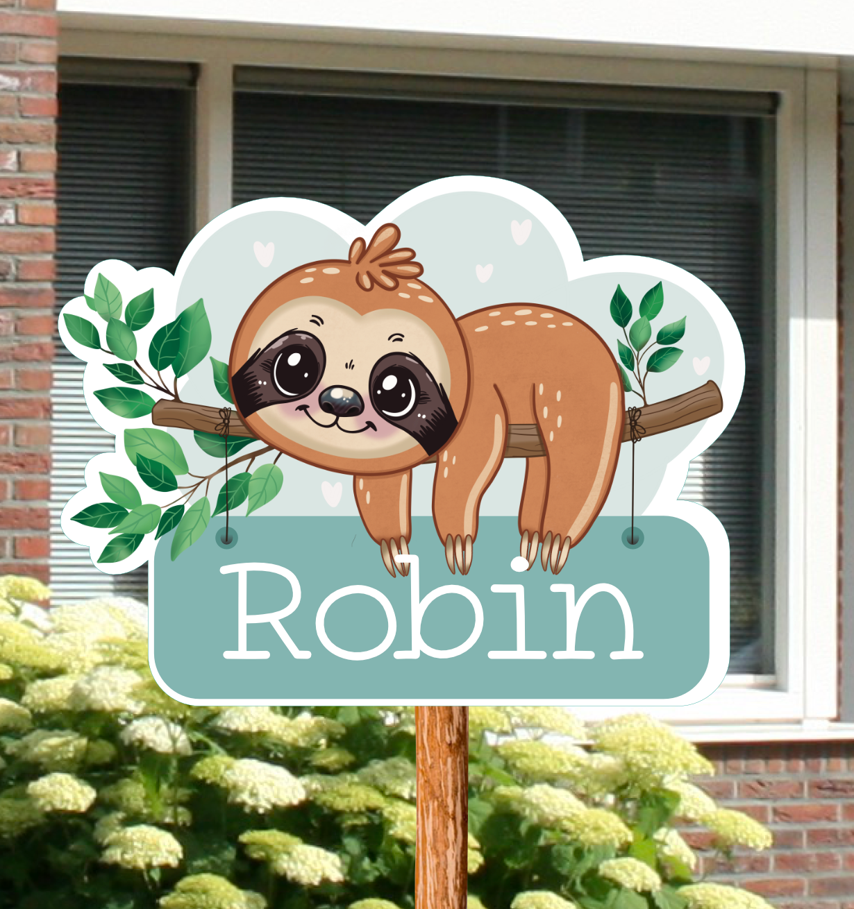 Geboortebord voor in de tuin van een luiaard, gepersonaliseerd met naam.